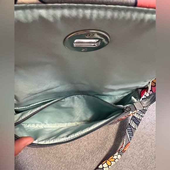 VERA BRADLEY Floral Crossbody Purse - Picture 10 of 10